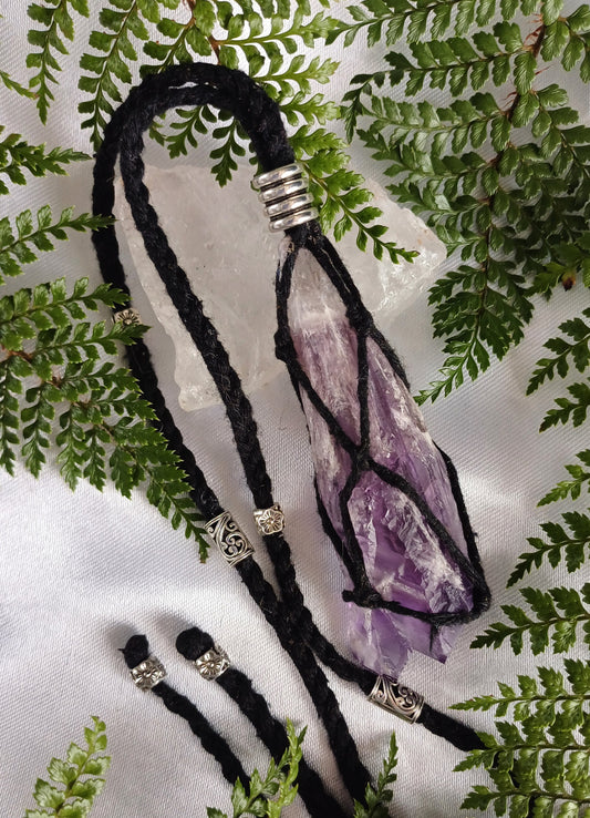 Amethyst 3 Point Macrame